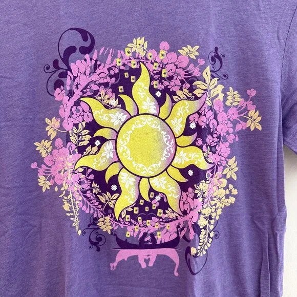 Shop LBV Rapunzel Tangled Lanterns Disney Bound T-Shirt - Size S - Picture 2 of 5